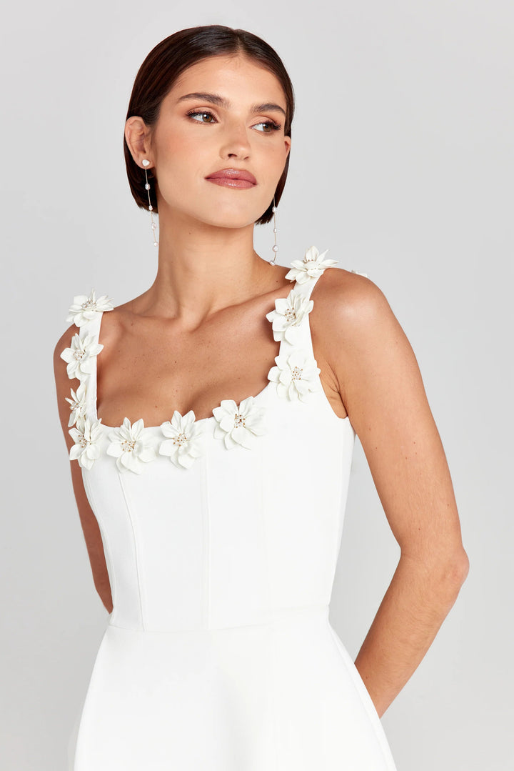 LUDOVICA™|VESTITO MINI CON DETTAGLI FLOREALI E TAGLIO SVASATO
