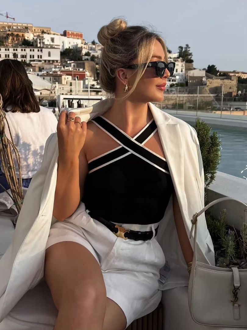 VALERIA™|TOP SENZA MANICHE CON INCROCIO ELEGANTE