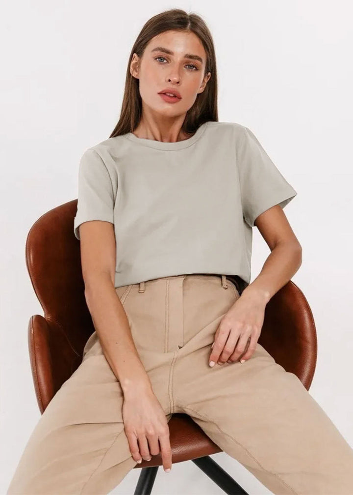SOFIA™|T-SHIRT ESSENZIALE