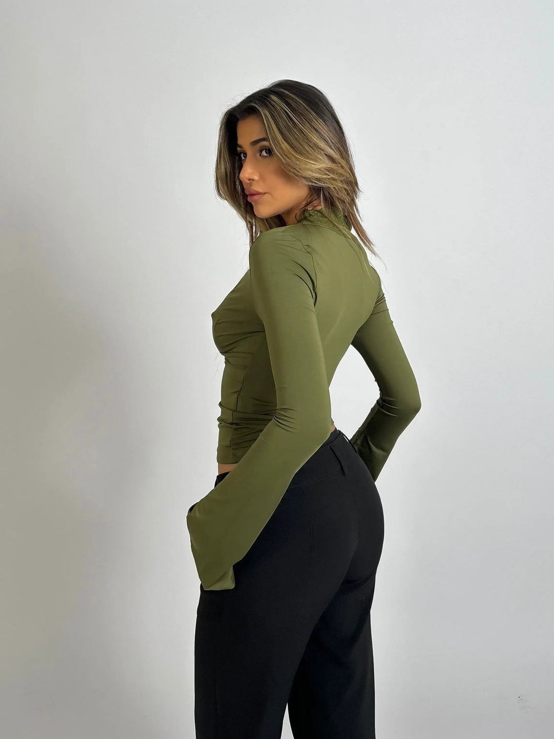 ELISA™|TOP A MANICHE LUNGHE CON SCOLLO IN PIZZO