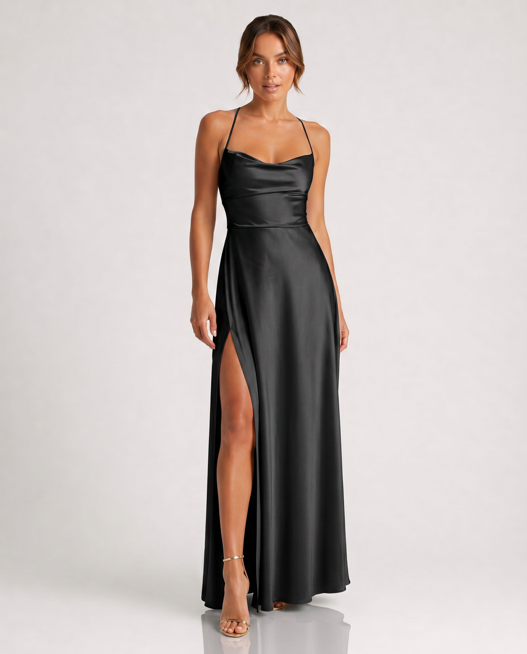 SERENA™|VESTITO LUNGO SATINATO CON SPACCO