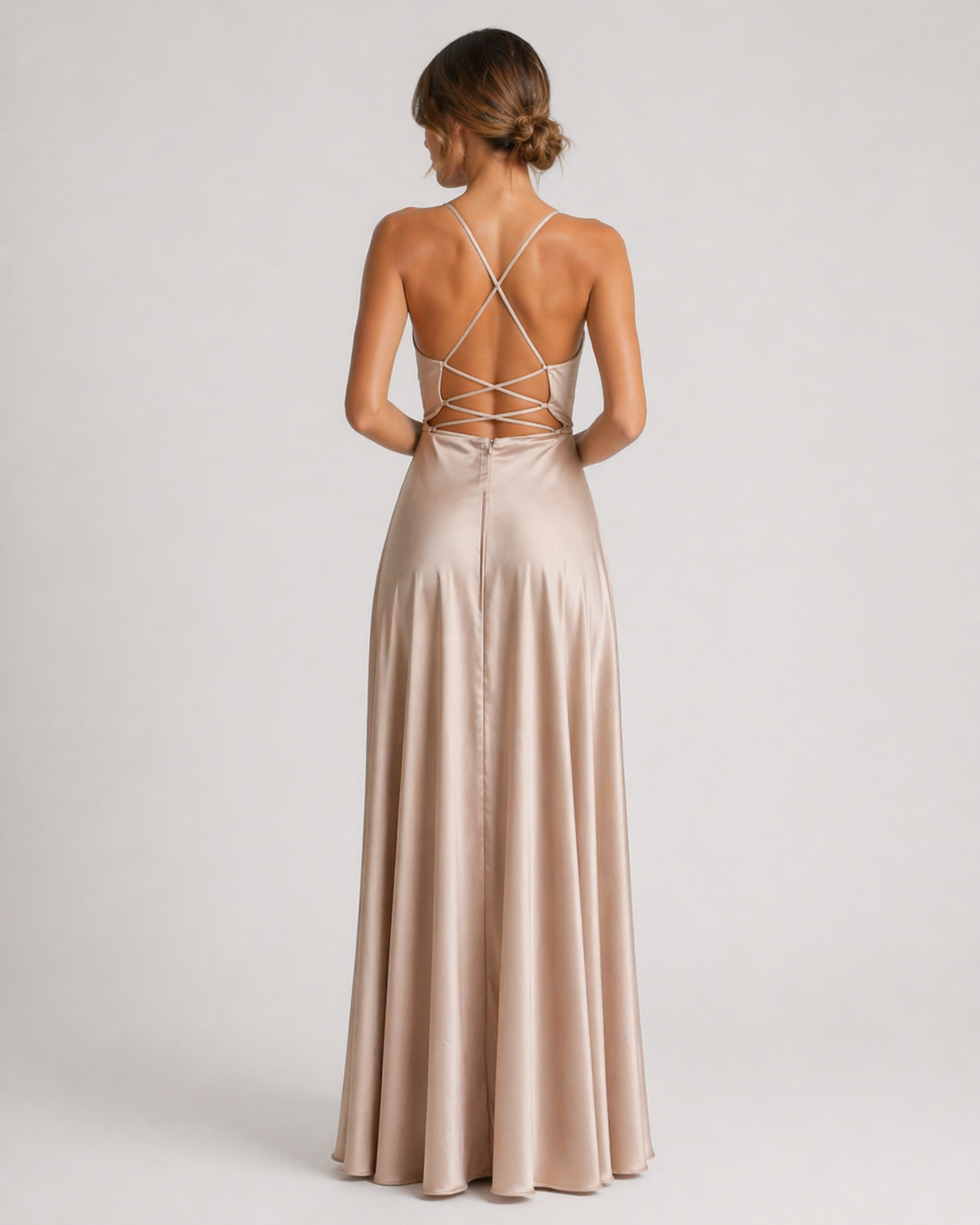 SERENA™|VESTITO LUNGO SATINATO CON SPACCO