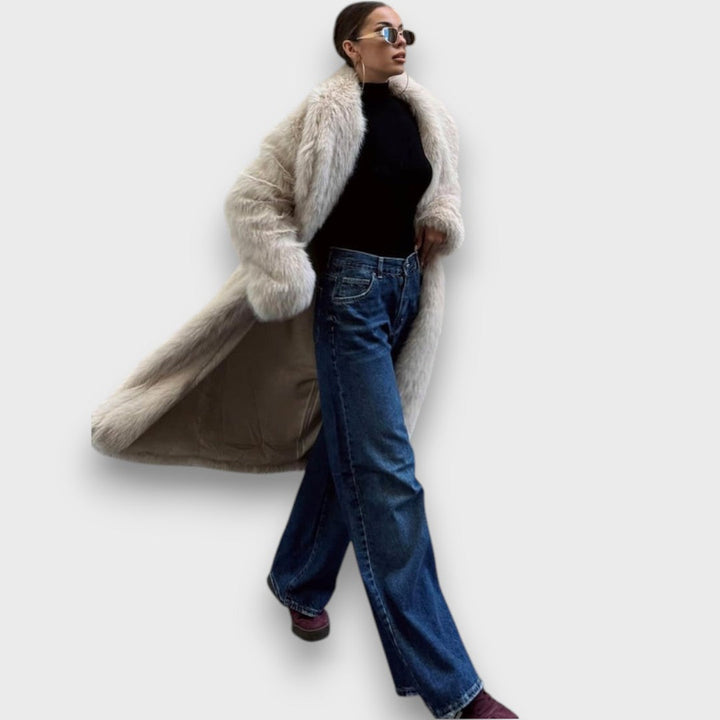 LIVIANE™|CAPPOTTO MAXI IN PELLICCIA SINTETICA CON FLAIR COUTURE