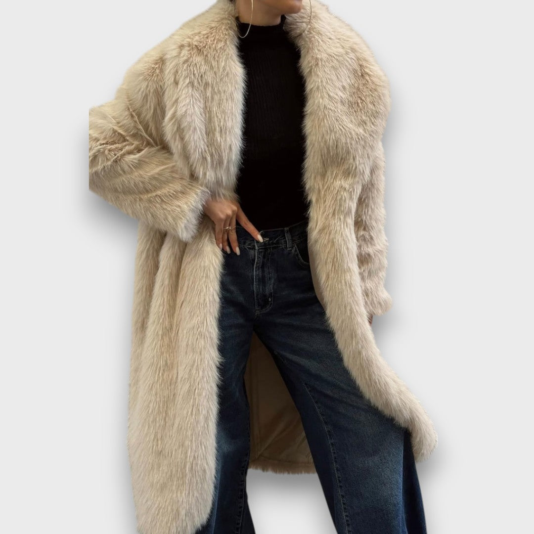 LIVIANE™|CAPPOTTO MAXI IN PELLICCIA SINTETICA CON FLAIR COUTURE